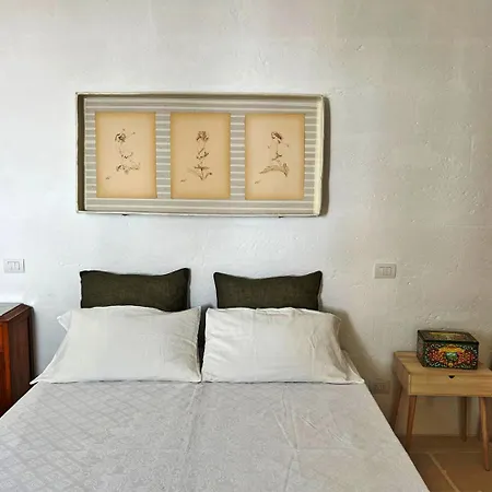 بيت ضيافة Li Curti, Con Piscina! 3*