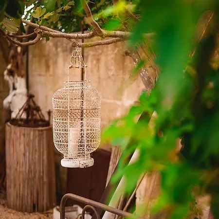 Li Curti, Con Piscina! بيت ضيافة