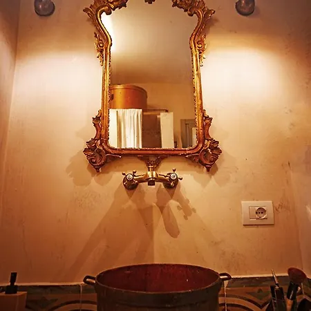 Li Curti, Con Piscina! Guest house *